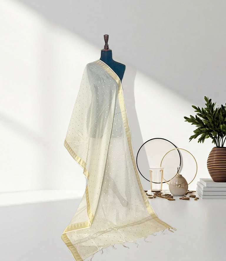 Ivory Glow: Luxe Banarasi Jacquard Dupatta